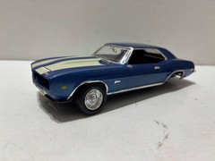 Built Model Cars – Revell 1969 Z-28 Chevrolet Camaro RS junkyard parts rebuilder