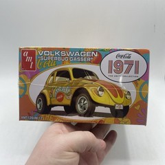 AMT Coca-Cola 1971 Volkswagen Superbug Gasser 1/25 Model Kit VW Volkswagon ’71