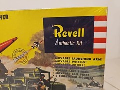 Revell Authentic Kit #H-1816 Lacrosse Missle With Mobile Launcher Model Kit NISB