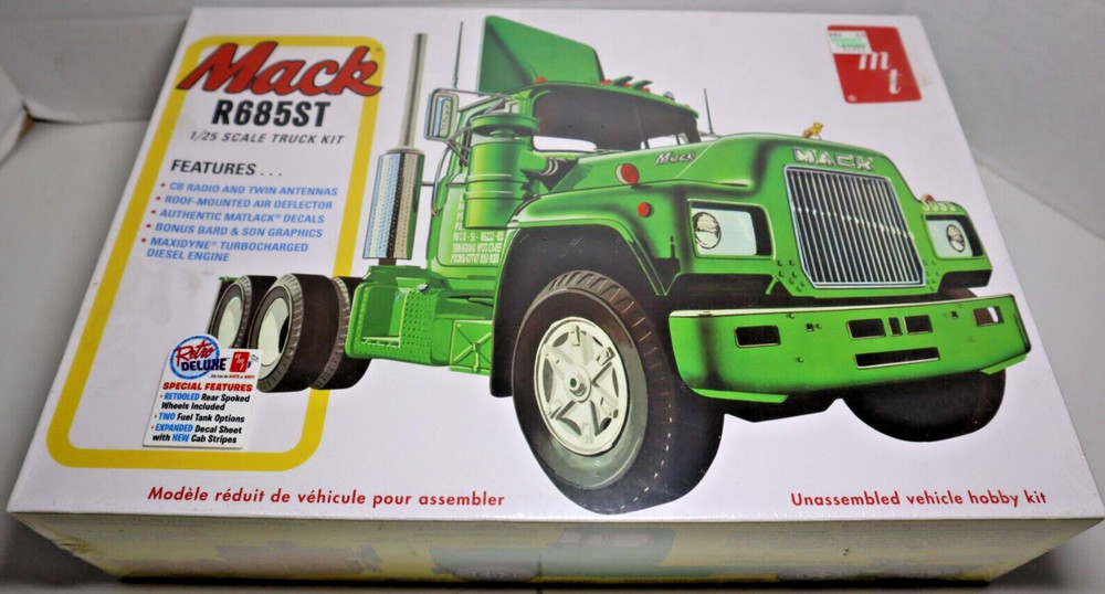AMT 1/25 Mack R 685 ST Truck Model Kit MIB Sealed