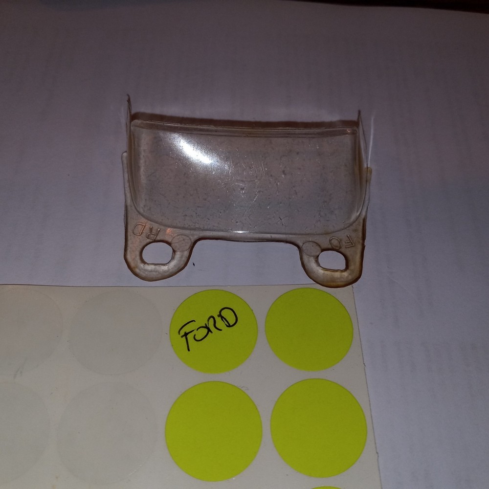 VINTAGE SOFT GLASS FROM PROMO MODEL CAR FORD 1957/1958/1959 ??? CONV
