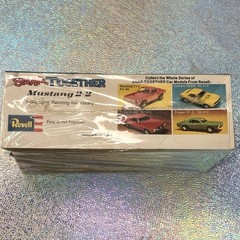 Revell H-1109 1/32 Scale Mustang 2+2 Snap-Together