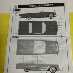 Monogram 1/24 1958 Ford T Bird Convertible 2in1 Kit Model Kit Includes