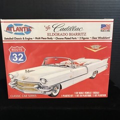 ATLANTIS H1200 ‘56 CADILLAC ELDORADO BIARRITZ MODEL KIT-NIB-1:32 SCALE