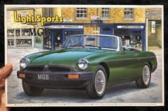 MG MGB 1978 JAPAN MODEL 1/24 MODEL KIT AOSHIMA