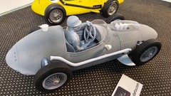 Ferrari Dino 246 F1 World Champion 1957 Model Kit Scale 1/12 or 1/8