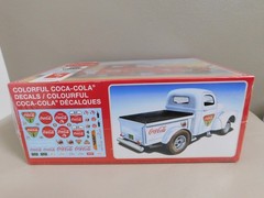 AMT Coca-Cola 1/25 Scale ’40 Willys Pickup Truck AMT1145/12 Round 2 Model Kit