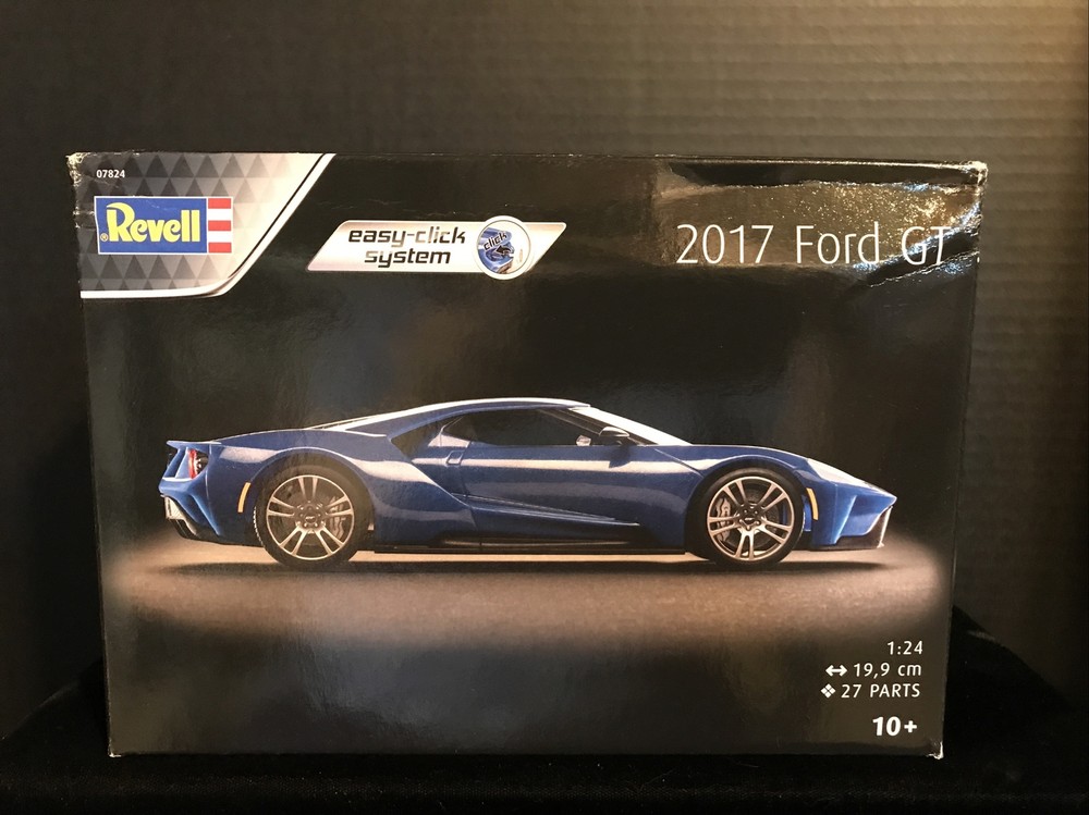 REVELL 07824 2017 FORD GT EASY CLICK SYSTEM MODEL KIT-NIB-1:24 SCALE