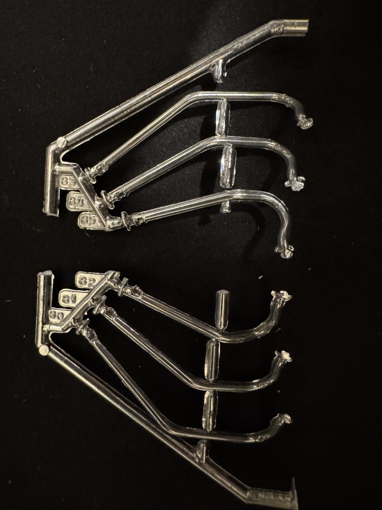 Revell 7109 Ed “Big Daddy” Roth’s Outlaw Parts Kit Bash Chrome Exhaust Pipes