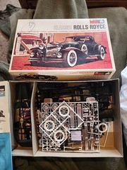 VINTAGE NOS MIB MONOGRAM CLASSIC ROLLS ROYCE 1966 PHANTOM II PC109300 MODEL KIT