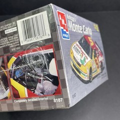 AMT/Ertl Terry Labonte #5 Kellogg Monte Carlo 1/25 Scale Model BRAND NEW SEALED