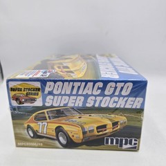 MPC 939 1/25 Pontiac GTO Super Stocker Plastic Model Kit New Sealed.