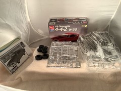 1:25 AMT ERTL 1969 OLDSMOBILE 4-4-2 W-30 MODEL KIT 2 IN 1 New Open Box 8232