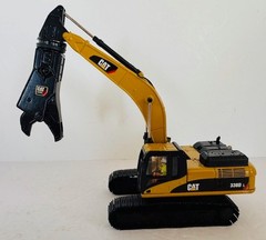 1:50 Caterpillar 330D L Hydraulic Excavator With Shear By Diecast Masters 85277