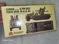 AHM German 8 Ton Half track Quad 20mm AA Gun Model Kit 1/72 Scale #552