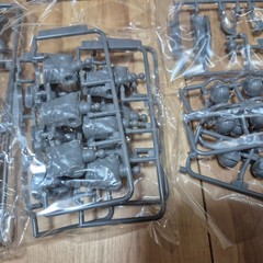 FUJIMI 1/20 scale PIT CREW A set plastic model kit from Japan.