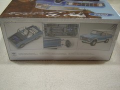 REVELL FORD BRONCO Model Kit 1/25 NEW SEALED #85-4320