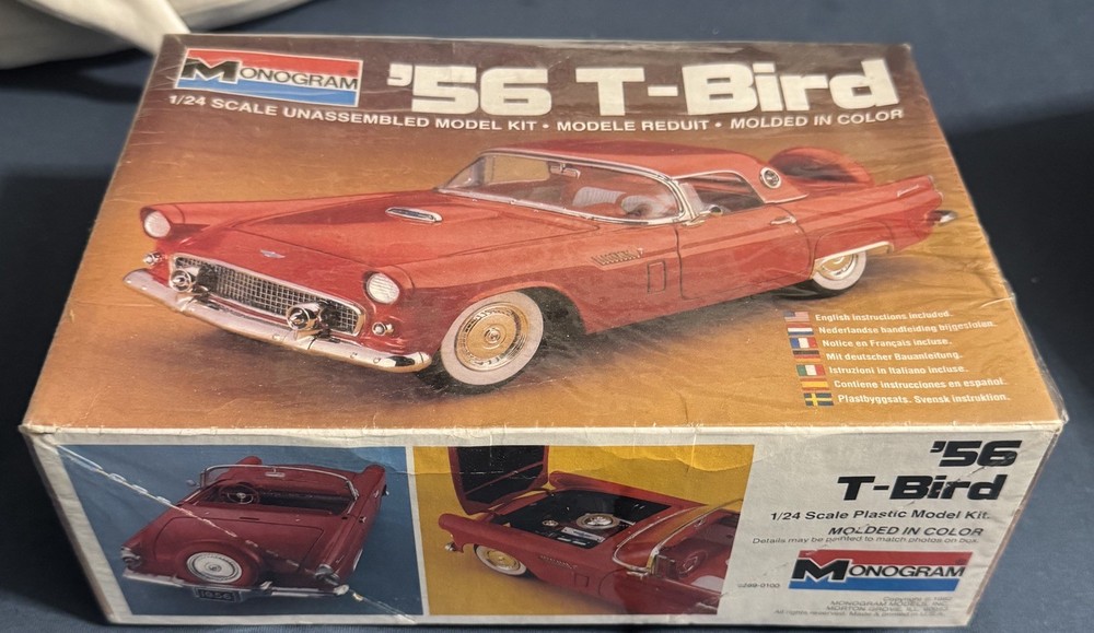 MONOGRAM 1956 FORD T-BIRD 1/24 Scale Kit #2289 Molded In Red -Factory Sealed NIB