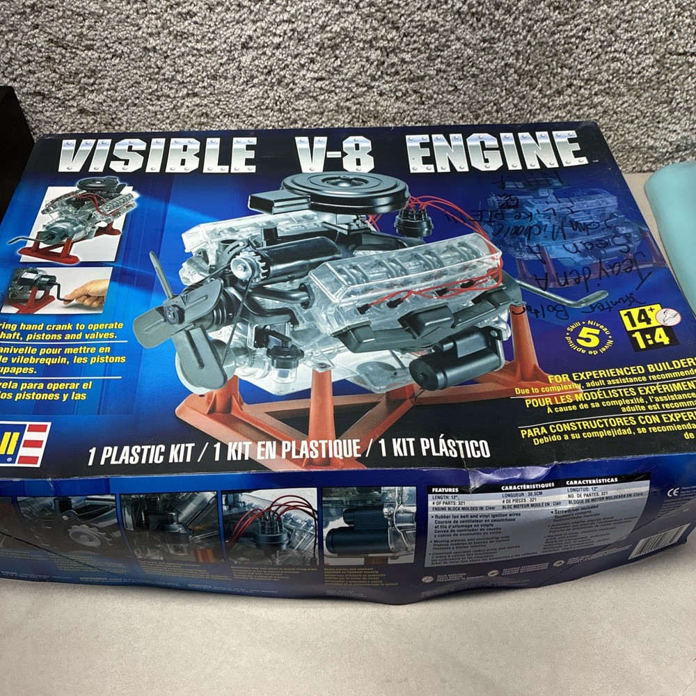 Revell Visible V-8 Engine 1:4 Moving Pistons And Crank Model Kit 85-8883 2 Boxes