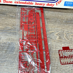 Model Semi Kit Great Dane Extendable Heavy Duty Flatbed Trailer Used