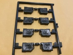 1/35 model kit Parts 1 1/2 Ton Personnel Carrier 5 Gallon Gas Cans Only