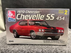 1:25 AMT ERTL MODEL KIT 1970 CHEVROLET CHEVELLE SS 454 SKILL-2 SEALED UTM2