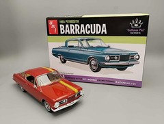 AMT1431 PLASTIC MODEL KIT 1965 PLYMOUTH BARRACUDA 1/25 SCALE NEW IN SEALED BOX