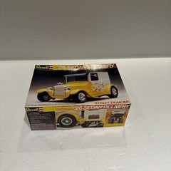 Vintage Revell ’26 Sedan Delivery Street Demon 1:25 Kit 7391 Open Box