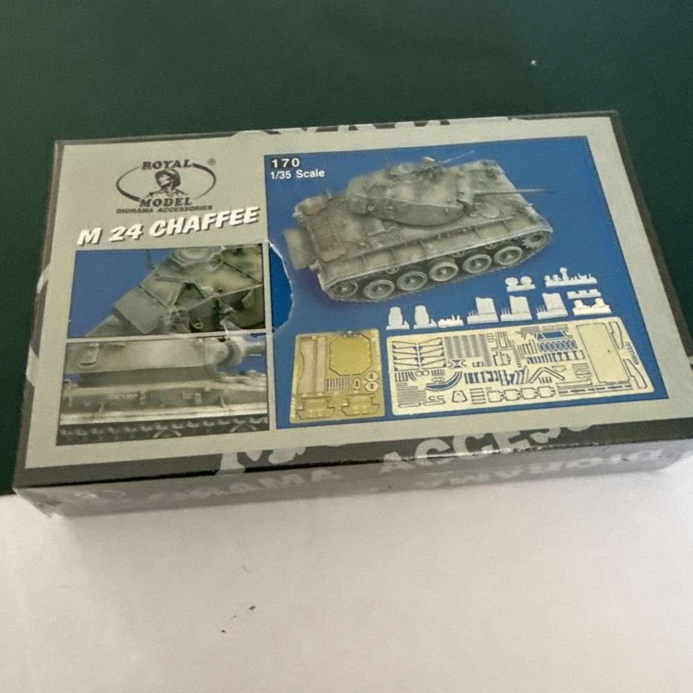 1/35 m24 chaffee Detail Kit By Royal Model