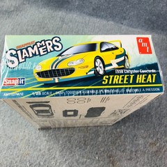 AMT Snapfast Slammers Street Heat 1998 Chrysler Concorde Kit # 1227M/12 Sealed