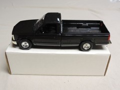1990 Chevrolet Silverado C1500 pickup 1/25 ERTL dealer promo Black RZ truck