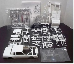 DONOR NASCAR 1981-1985 BUICK REGAL STOCK CAR KIT – WHITE – 1/24 Scale