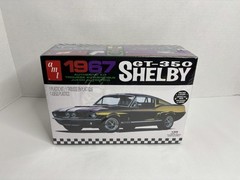 AMT 1967 SHELBY GT-350 MODEL RACE CAR KIT plastic 1:25 Scale Mustang AMT834 NEW