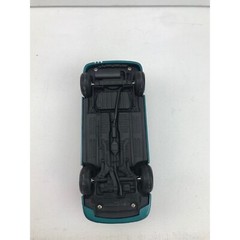 AMT ERTL 1991 GEO Storm GSI #6963 Teal Blue Metallic Model Car Display Collector