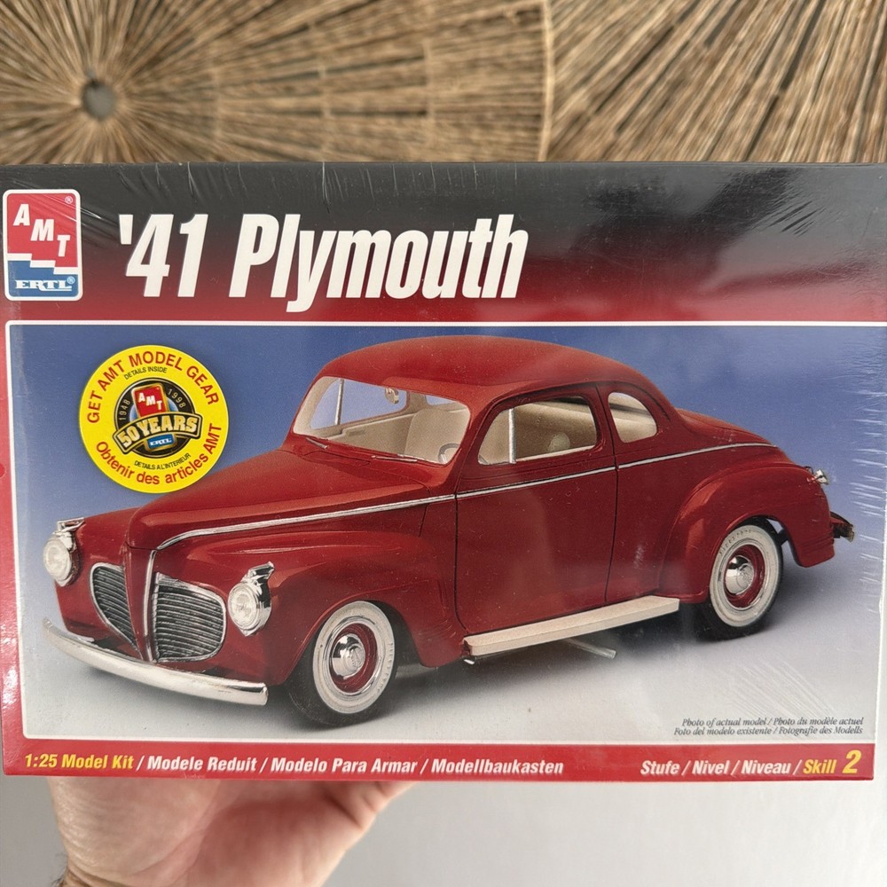 🔥AMT 1941❤️Plymouth Coupe🏆1/25 Model American🇺🇸Classic Sealed