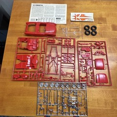 MONOGRAM ’57 Chevy Corvette Model Kit 1/24 2227 Open Box Complete Kit Pre-owned