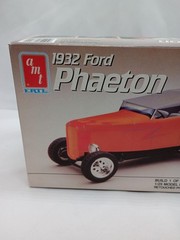 New AMT ERTL 1932 Ford Phaeton 1/25 Scale Model Kit #6899
