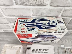 Lindberg Color Me Gone 1964 Dodge 330 Super Stock 1:25 Model Kit N.O.B. 72156
