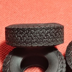 Wheels & Off Road Tires 1985 GMC Jimmy 1:25 scale model car part Revell