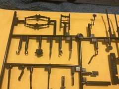 1:35 Scale Model Parts 1 1/2 Ton Personnel Carrier Radiator,steering Wheel More