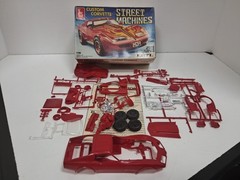 AMT 1/25 – STREET MACHINES CUSTOM CORVETTE – Model Kit – 6538 – In Box