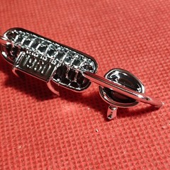 Stock Grill 1960 Chevy Corvette 1:25 Scale Model Car Part MPC
