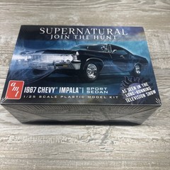 1/25 AMT 1124m: 1967 Chevy Impala 4-Door Supernatural Model Kit