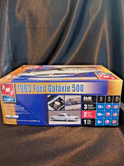 AMT /ERTL 1963 FORD GALAXIE 500 BUYER’S CHOICE – New- Open Box