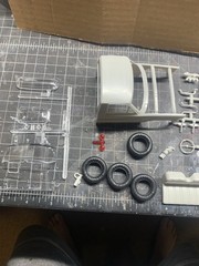 AMT Ertl 1:25 Ford Courier Model Kit Unassembled White Black Chrome Plastic 1977
