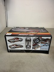 Revell 1981 Chevrolet Camaro Z28 T-Top 1:25 Model 14526 – 0177 2022 NOS Sealed