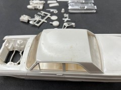 AMT K-362 1962 Mercury Meteor Sedan Annual Vintage Car Model KIT 1/25 McM