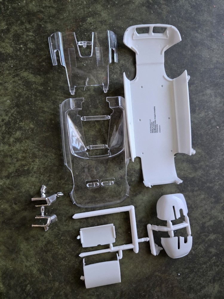 1/25 AMT PIRANHA Model Car body Parts STK P6