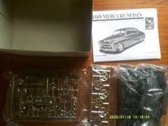 AMT /ERTL RIDES MAGAZINE Custom Collection 1949 MERCURY SEDAN Model Kit (2005)