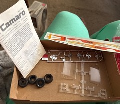 VINTAGE MONOGRAM Z28 Camaro #2004 1/32 MODEL KIT Unbuilt Sealed Inside